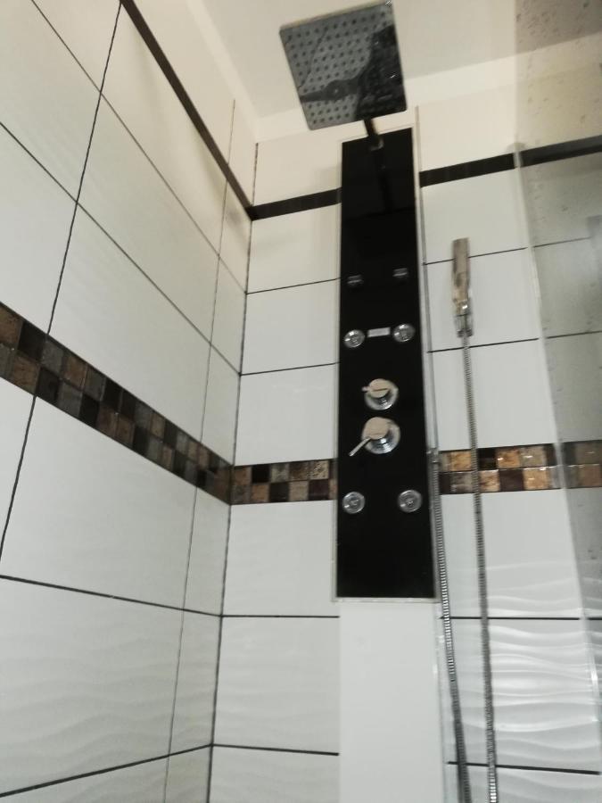 Appartement Meuble De Tourisme 생피에르 외부 사진