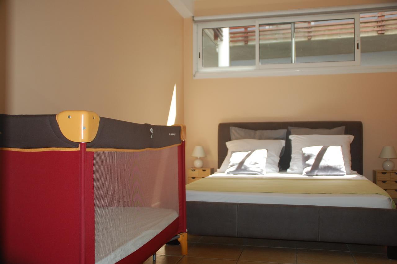 Appartement Meuble De Tourisme 생피에르 외부 사진