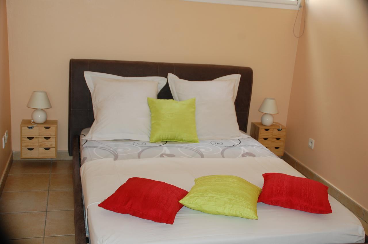 Appartement Meuble De Tourisme 생피에르 외부 사진