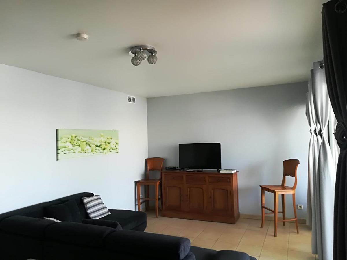 Appartement Meuble De Tourisme 생피에르 외부 사진